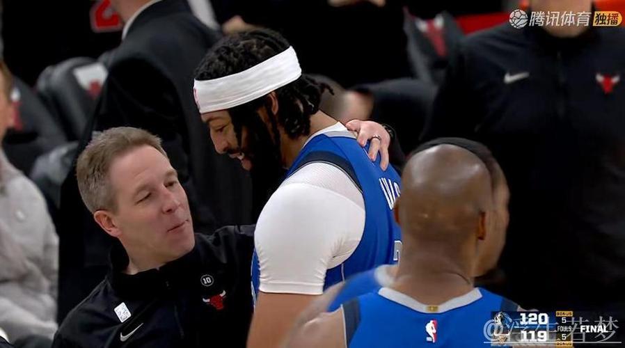 克莱20分浓眉18+7 独行侠7人得分上双终结公牛连胜纪录 克莱20分浓眉18+7 独行侠7人得分上双终结公牛连胜纪录